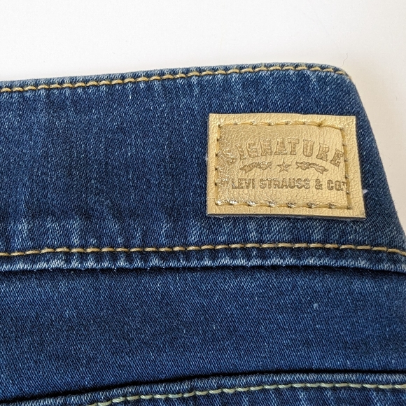 Levi's Pull On Skinny Jeans Size 33/28 - Picture 4 of 11